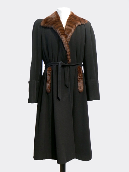 40s Mink Collar Black Coat